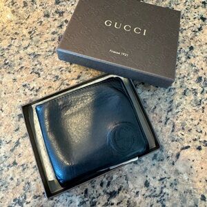 Gucci Men double G logo Bifold Leather wallet